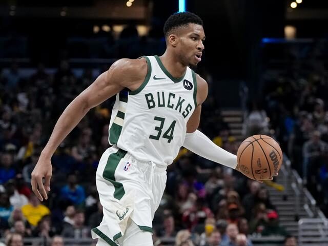 NBA : It's historic, Giannis Antetokounmpo joins Michael Jordan and LeBron James