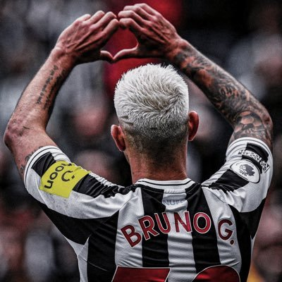 the 10 best defensive midfielders in the world today