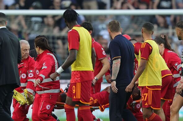 AS Roma: Evan Ndicka receives a pleasant surprise in hospital