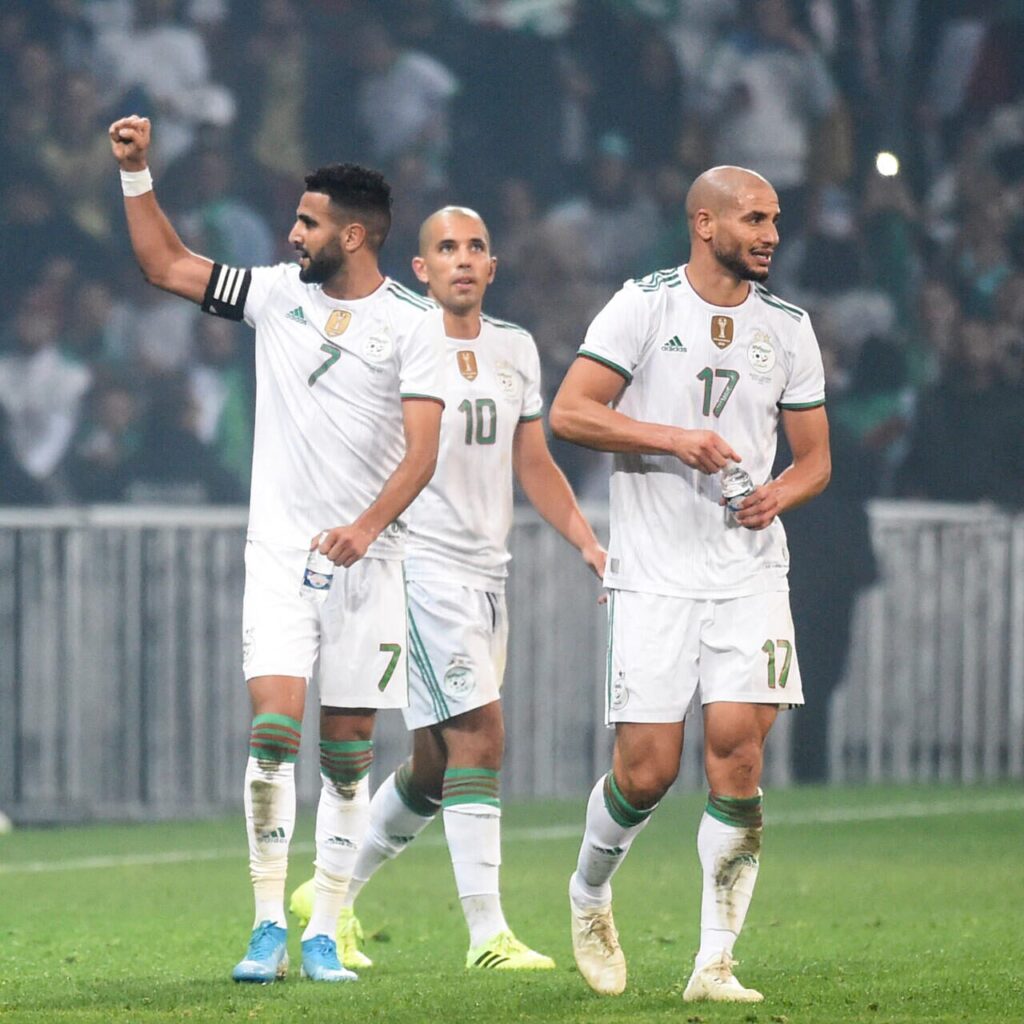 A player in the Algerian team receives good news in Switzerland