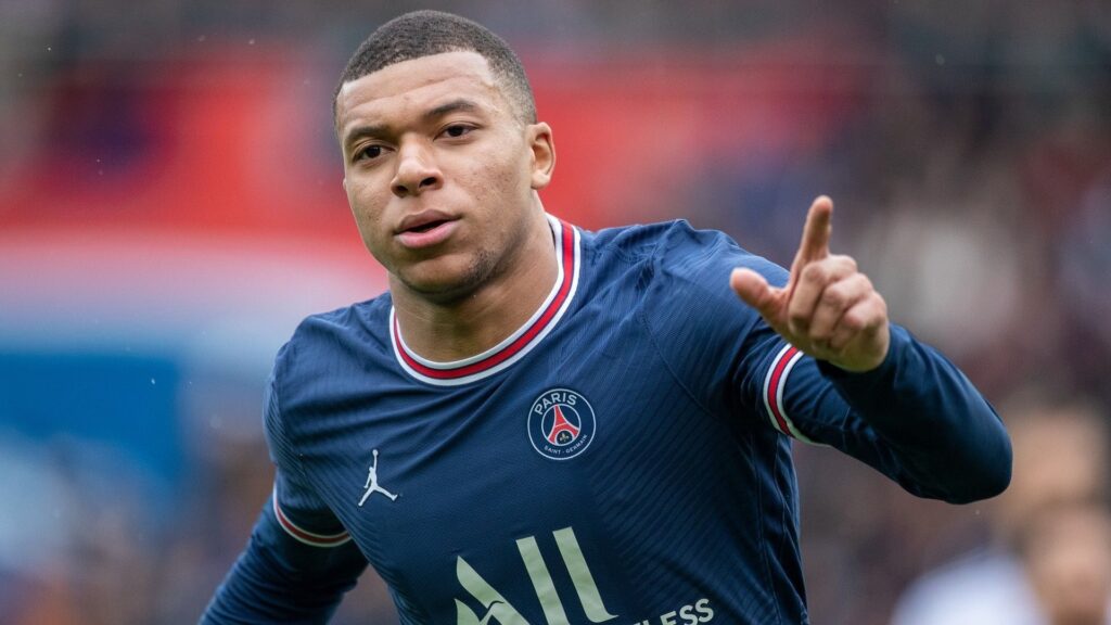 Real Madrid prepare to go crazy after Mbappé