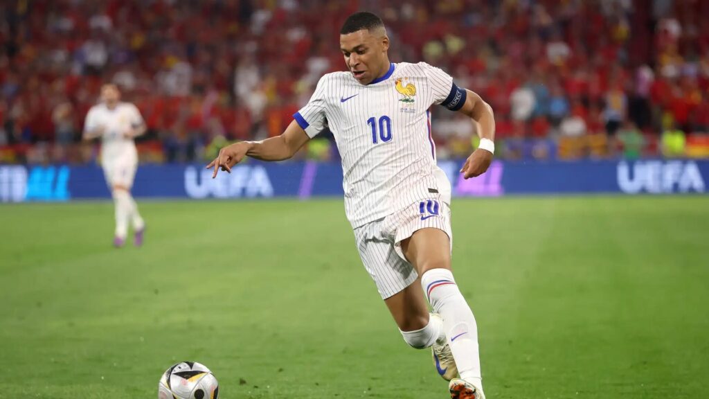 Controversy surrounding Mbappé's presentation to Real Madrid