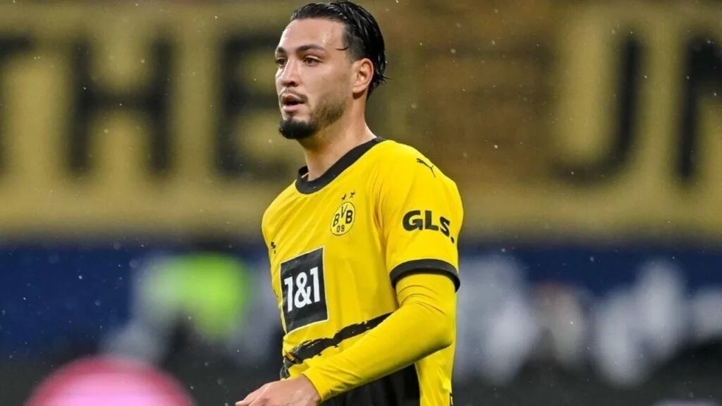 Leaving Borussia Dortmund? Ramy Bensebaini's future finally decided
