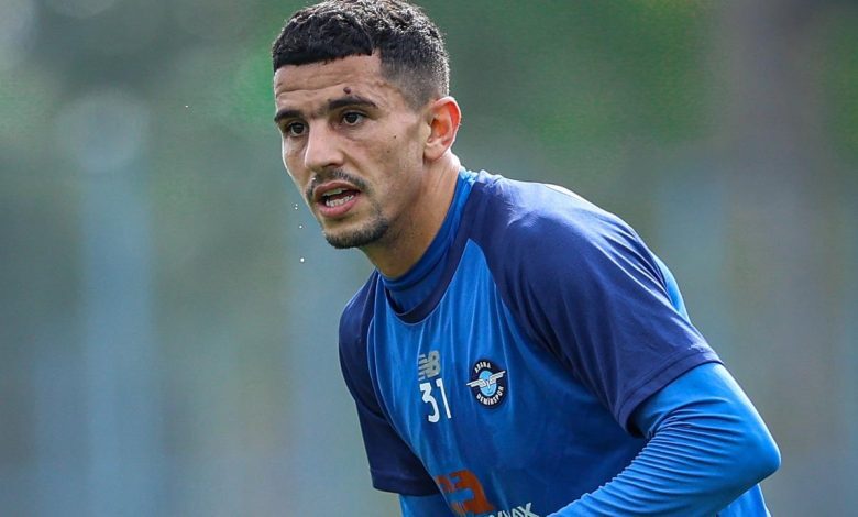 Transfer at a standstill: Youcef Atal strikes back with this
