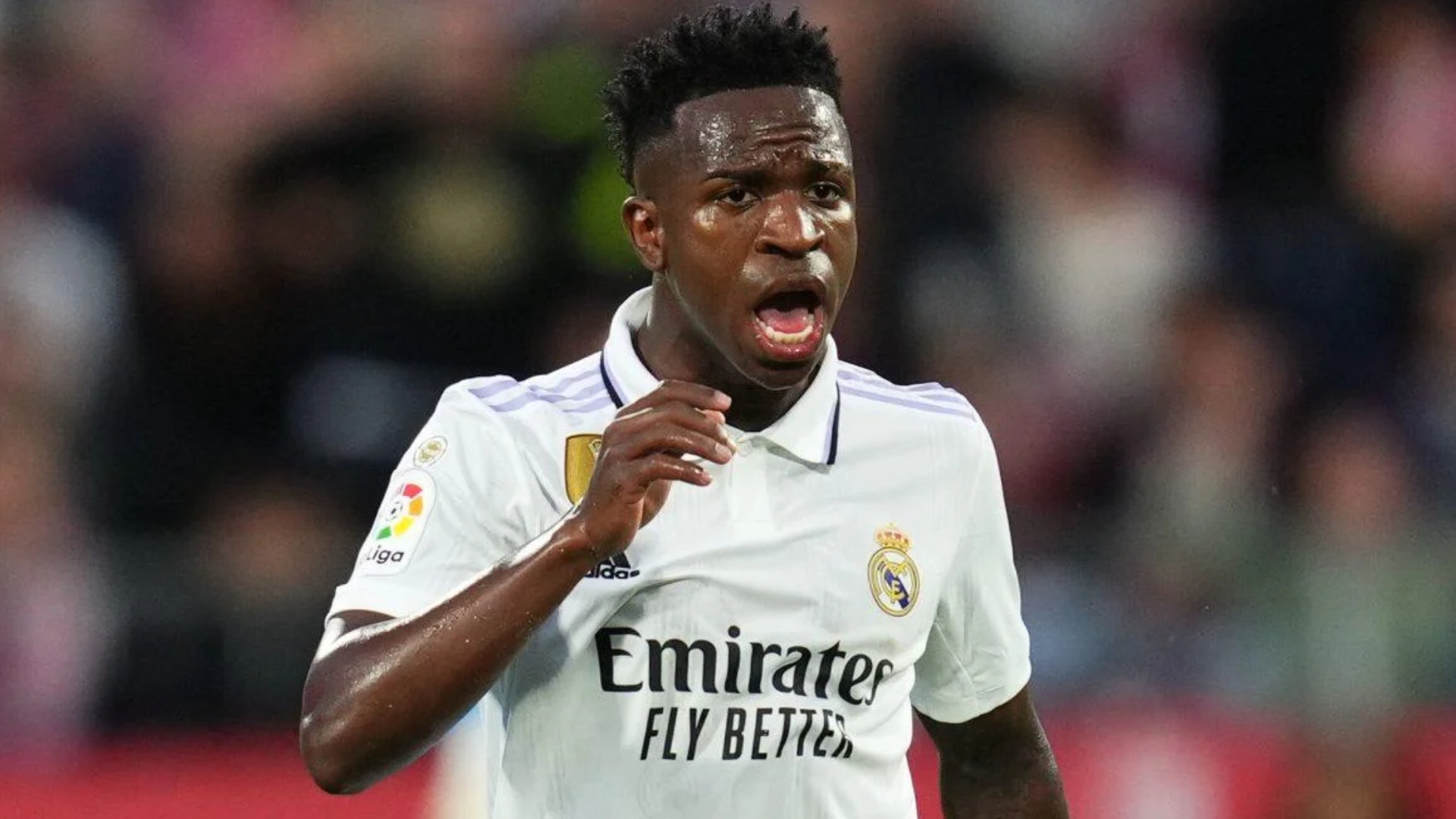 Ballon d’Or: A Barcelona Legend Takes Aim at Vinicius Júnior!