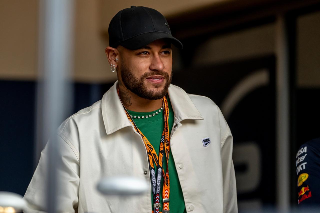 Ballon d’Or : Neymar Breaks Silence and Lashes Out at France Football