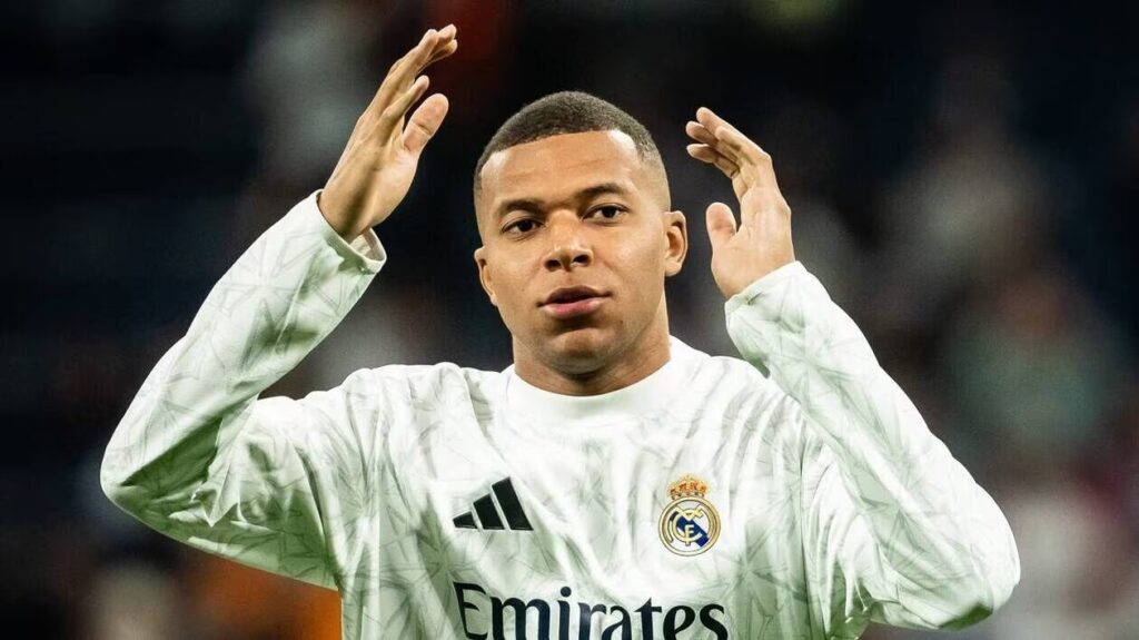 “That's what's going to happen to him”, Courtois predicts Mbappé's future at Real Madrid