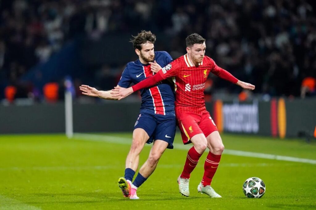Rio Ferdinand blasts refereeing after PSG-Liverpool match: “It's a red card…”