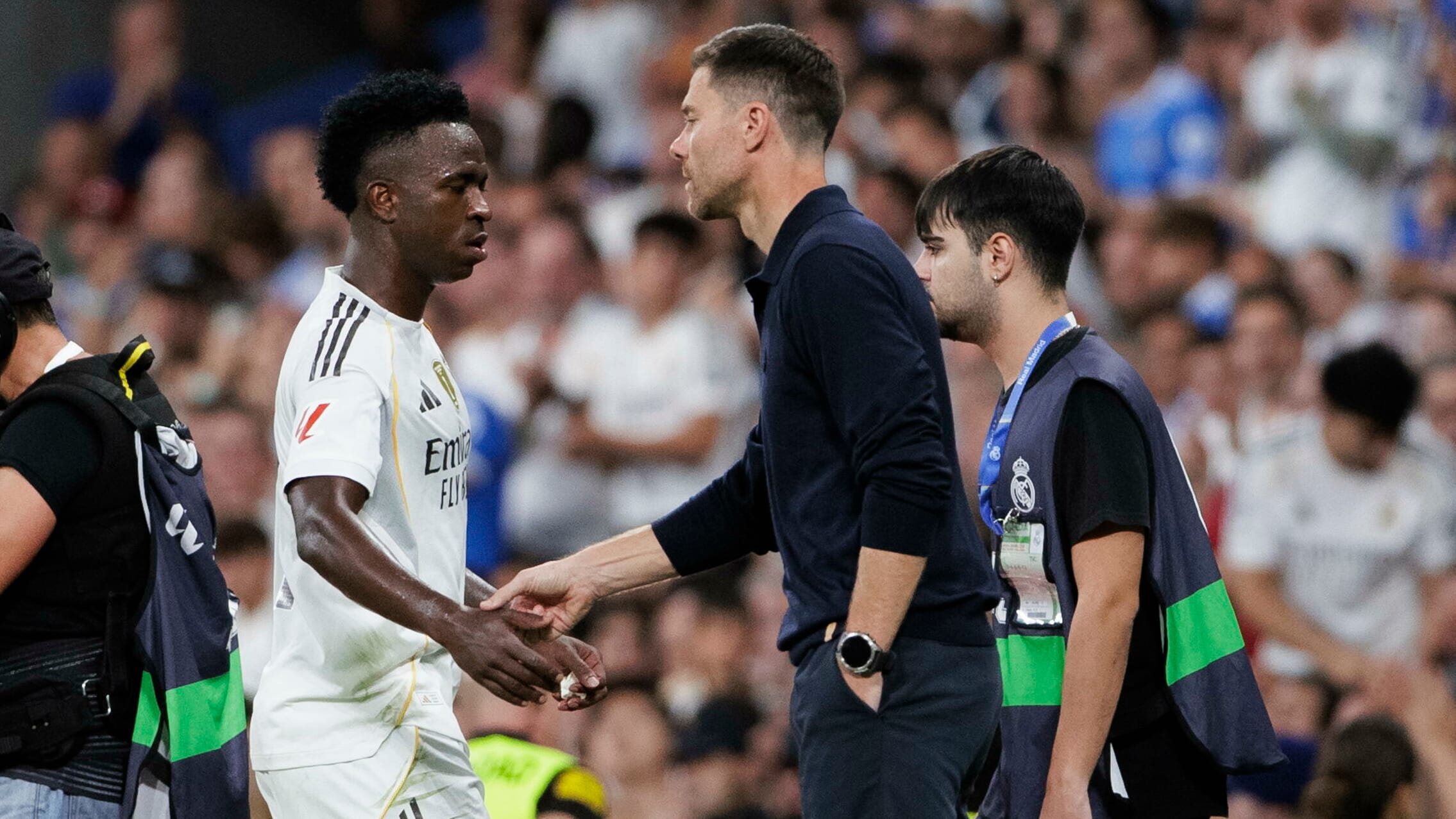 Xabi Alonso Issues Rallying Cry to Vinicius Ahead of Madrid Derby