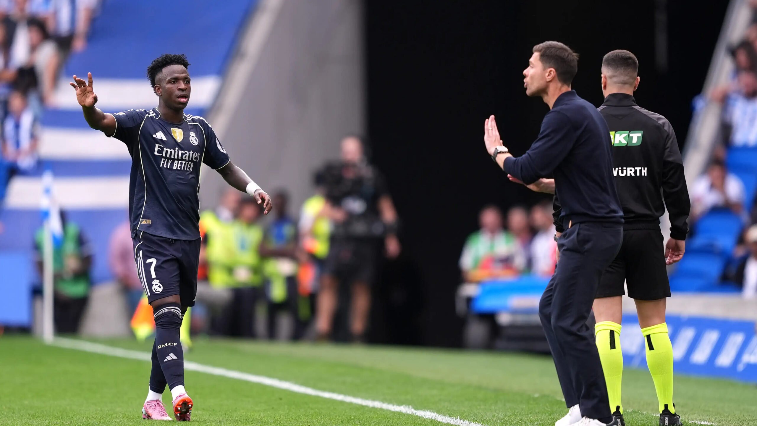 Xabi Alonso Shocks Fans with Tactical Shift on Vinicius Junior