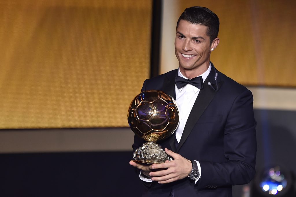 Ronaldo avec le ballon d'or 