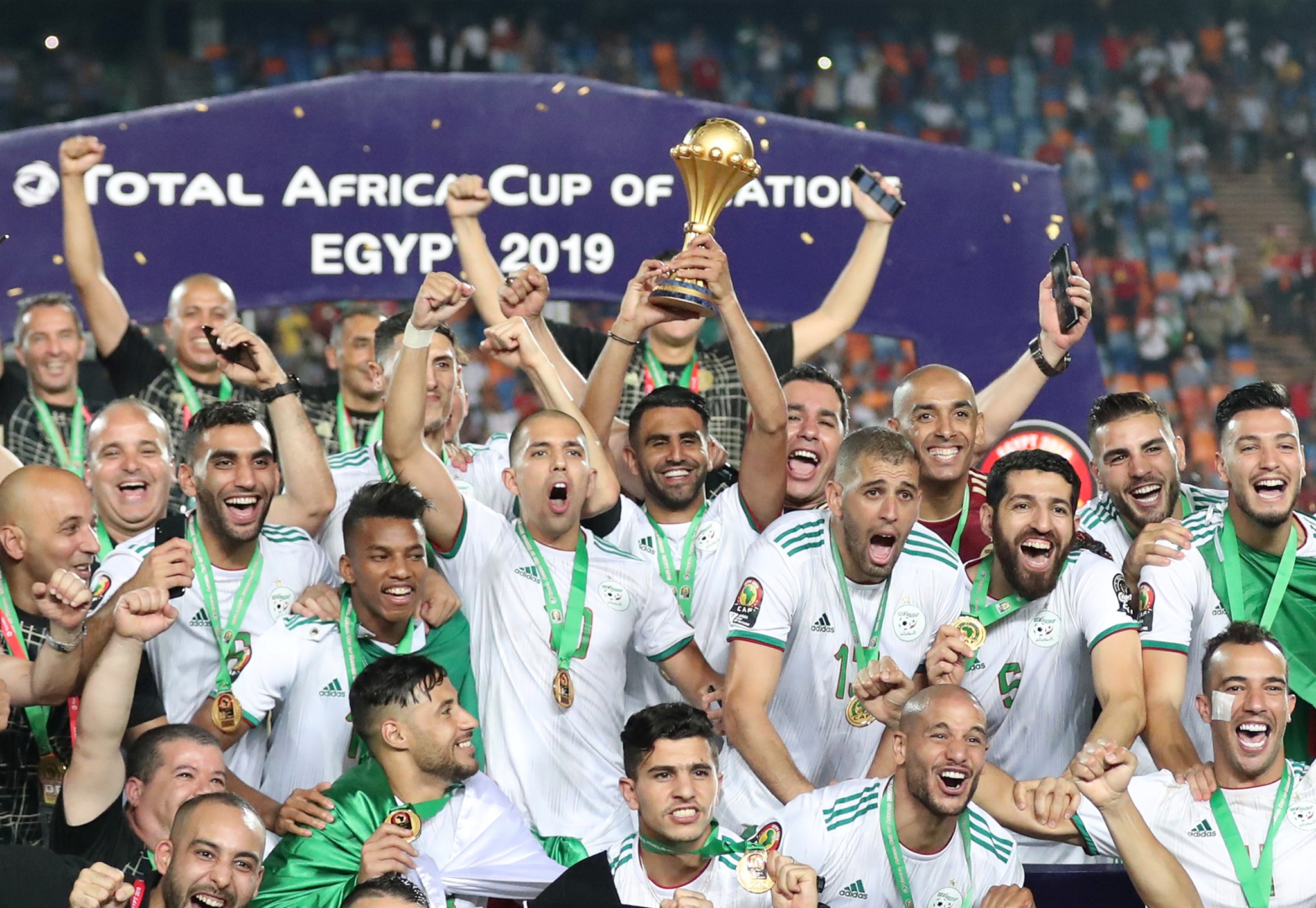 Un champion du monde se positionne pour défier l’Algérie, mais ce n’est la France