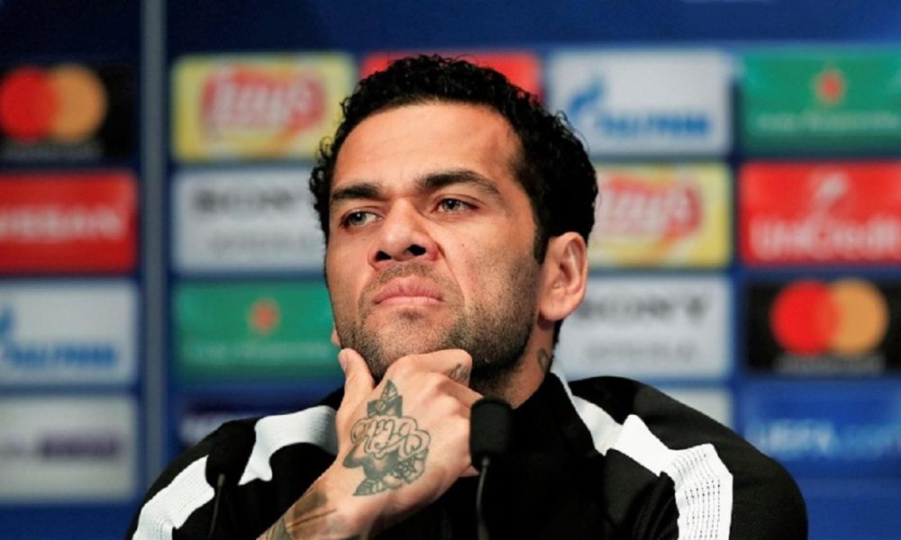 Dani Alves tacle l’Argentine