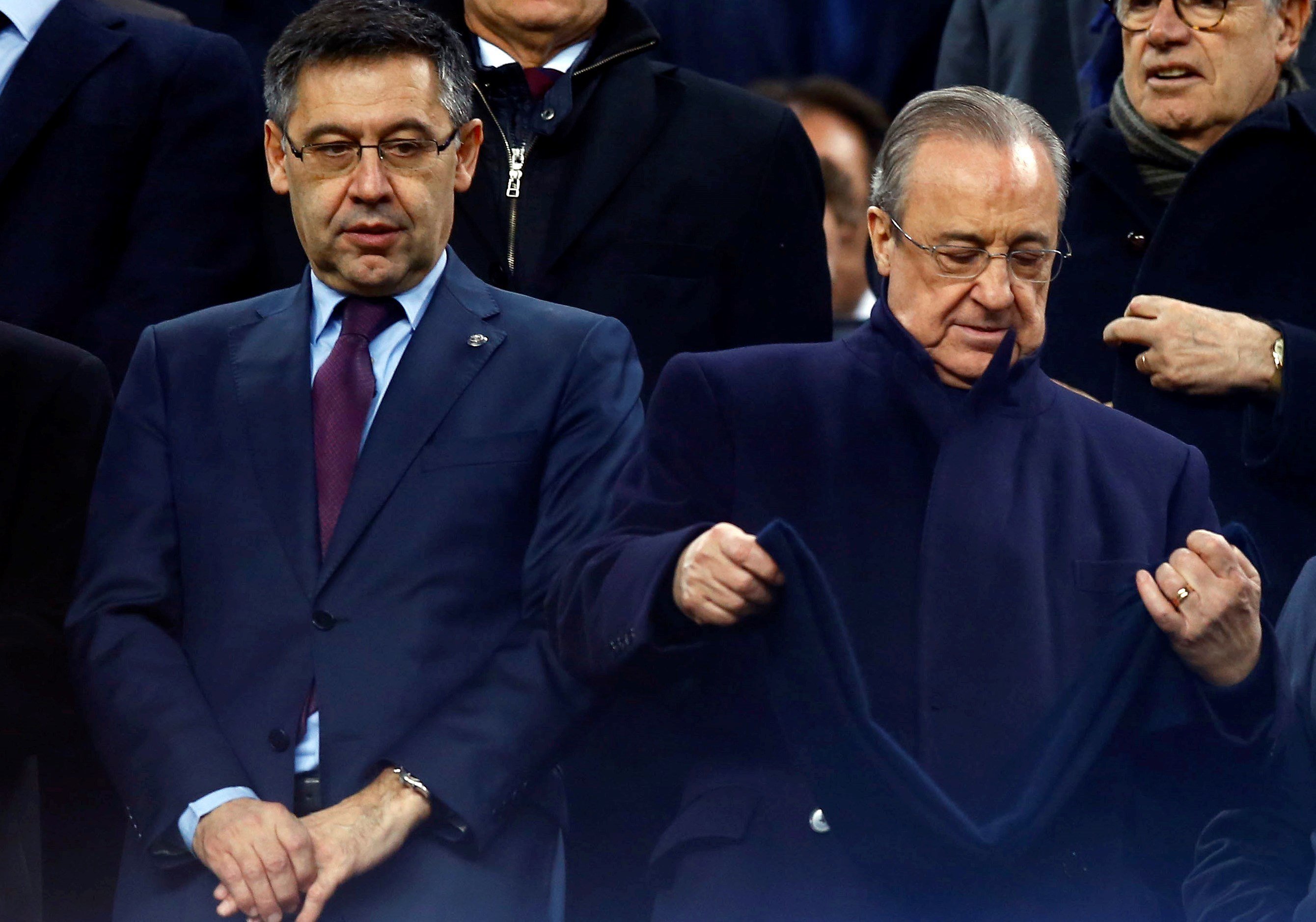 josep maria bartomeu y florentino perez durante el ultimo clasico de copa del rey efe