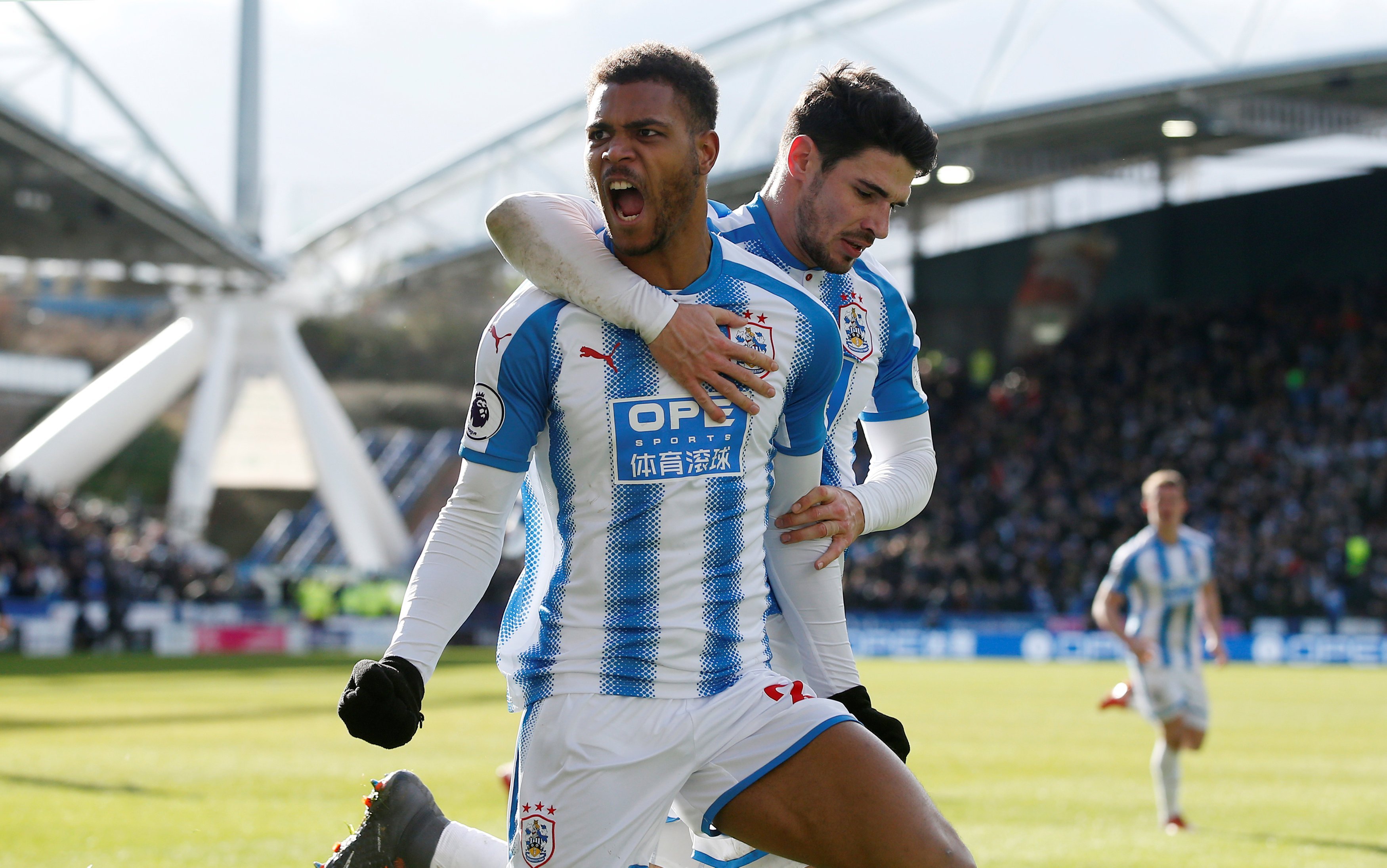 Huddersfield : Le béninois Steve Mounié va retourner en Ligue 1
