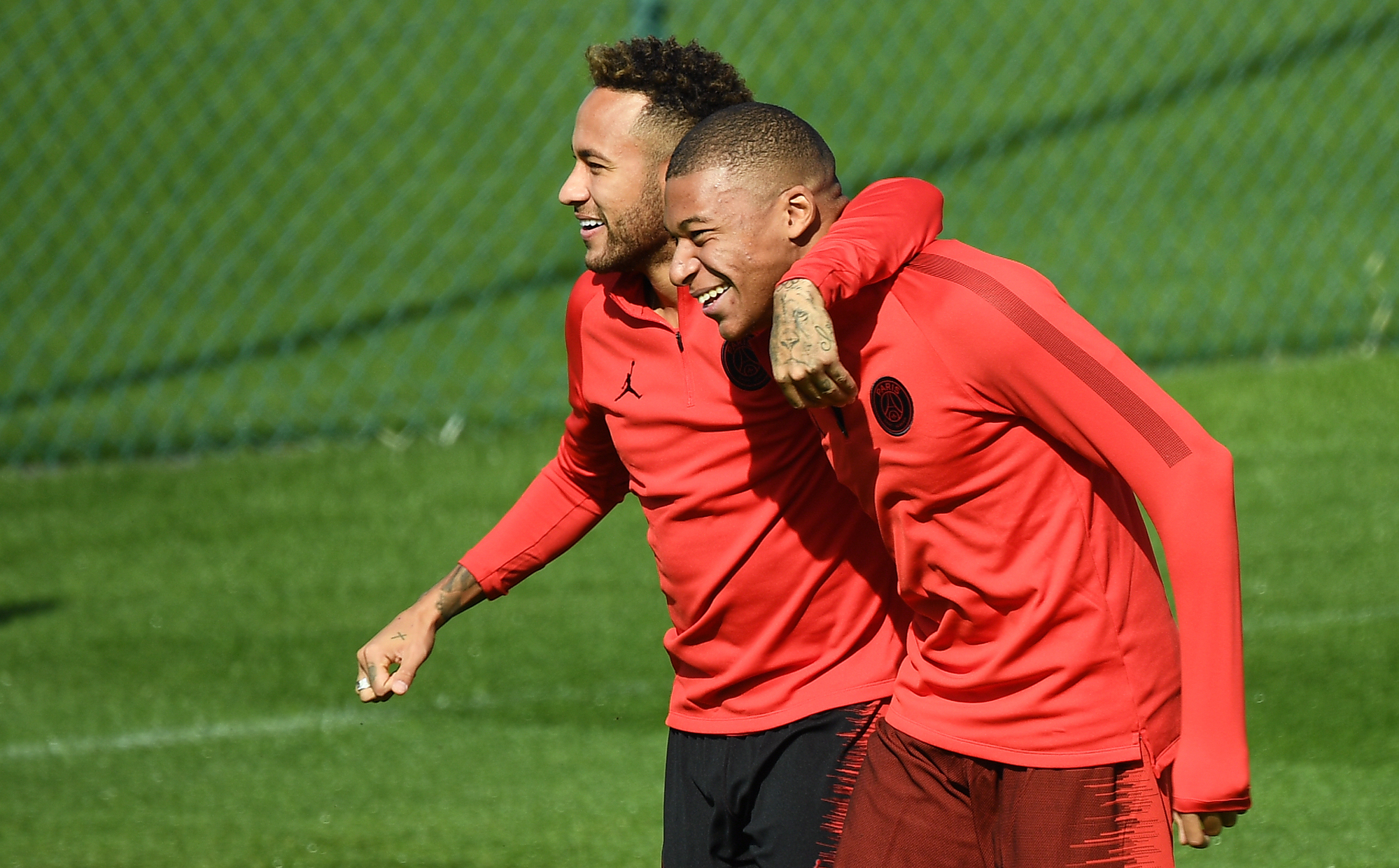 Neymar: Pas de compétition avec le «bon ami» Kylian Mbappe