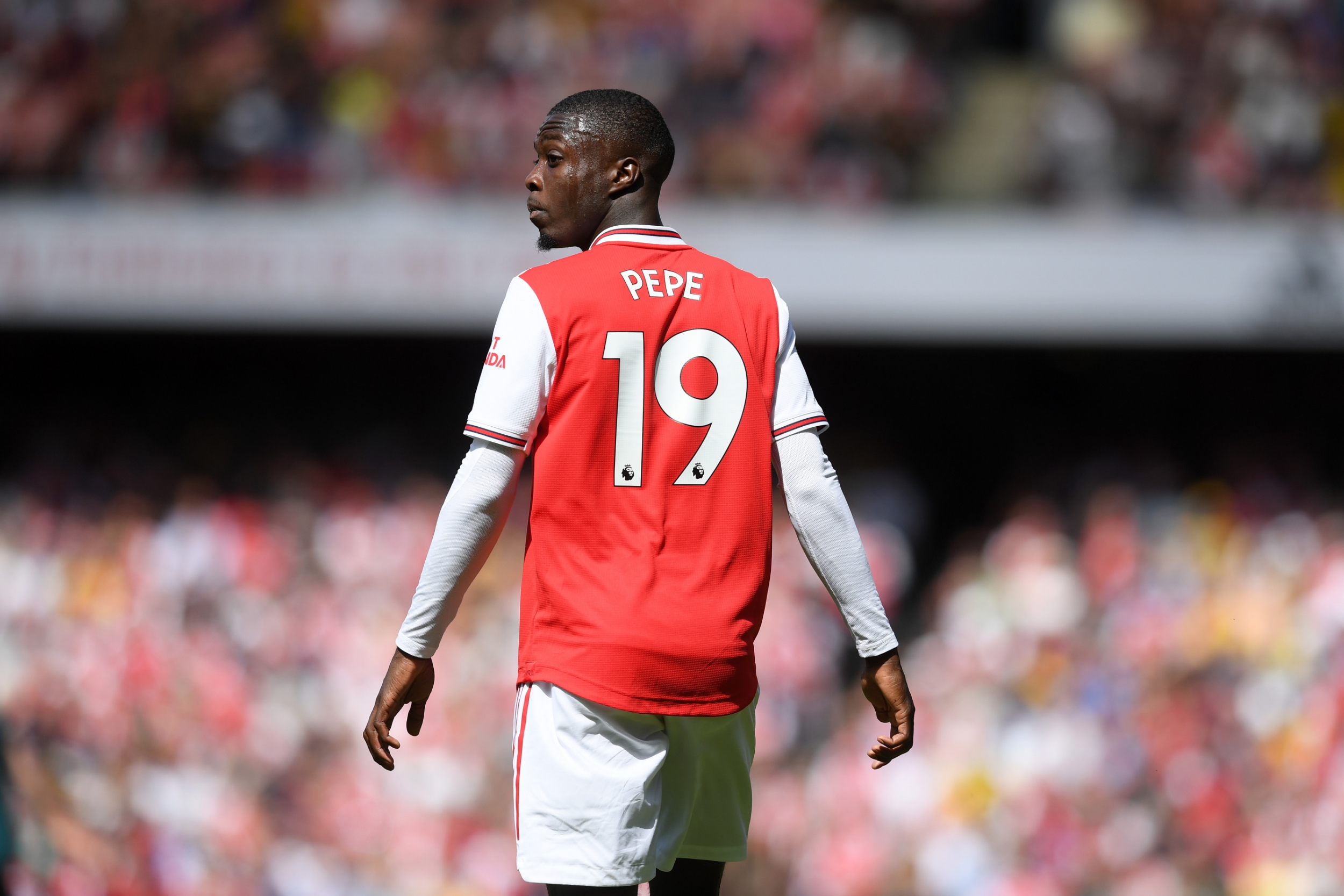 Premier League : Gros raté de Nicolas Pépé, Twitter s’emballe