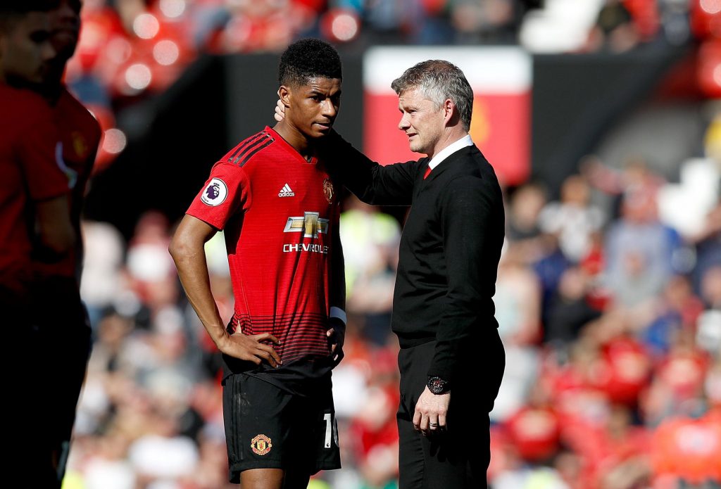 A 16 ans, Hannibal Mejbri débarque à United pour 10 ...