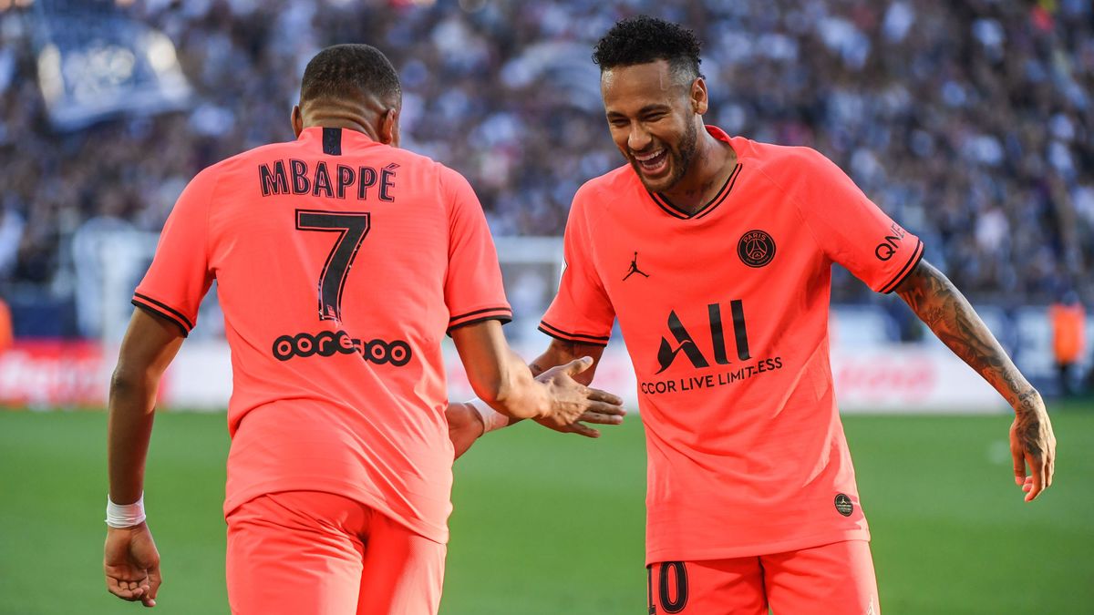 Mbappé voit triple, Neymar apprécie le show (Photo)