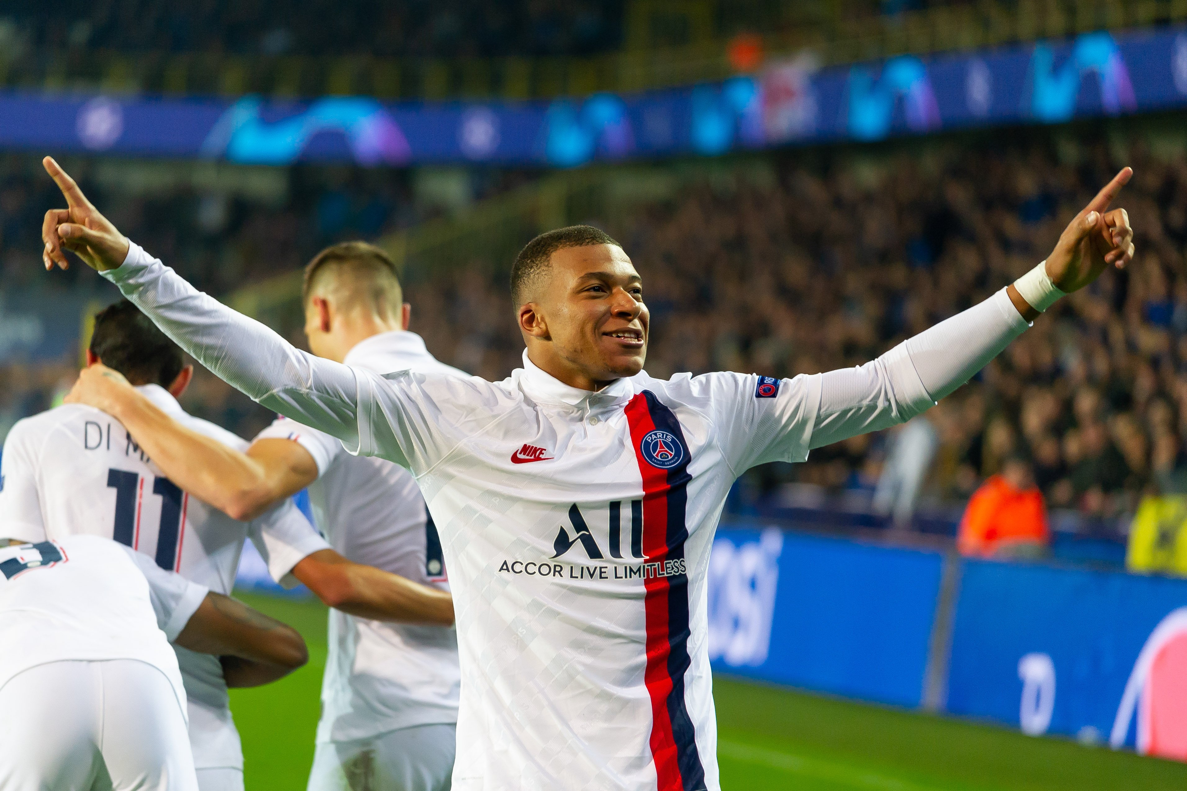 Michel Platini retourne sa veste au sujet de Kylian Mbappé