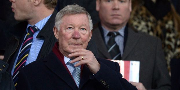 foot angleterre sir alex ferguson s assied et parle