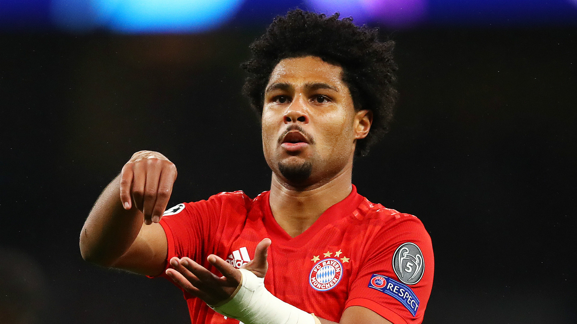 Gnabry fait le break, Bayern 2-0 Augsbourg (VIDEO) 1 serge gnabry bayern munich 2019 20 1homawpof0s41q42nyhmdbhyq