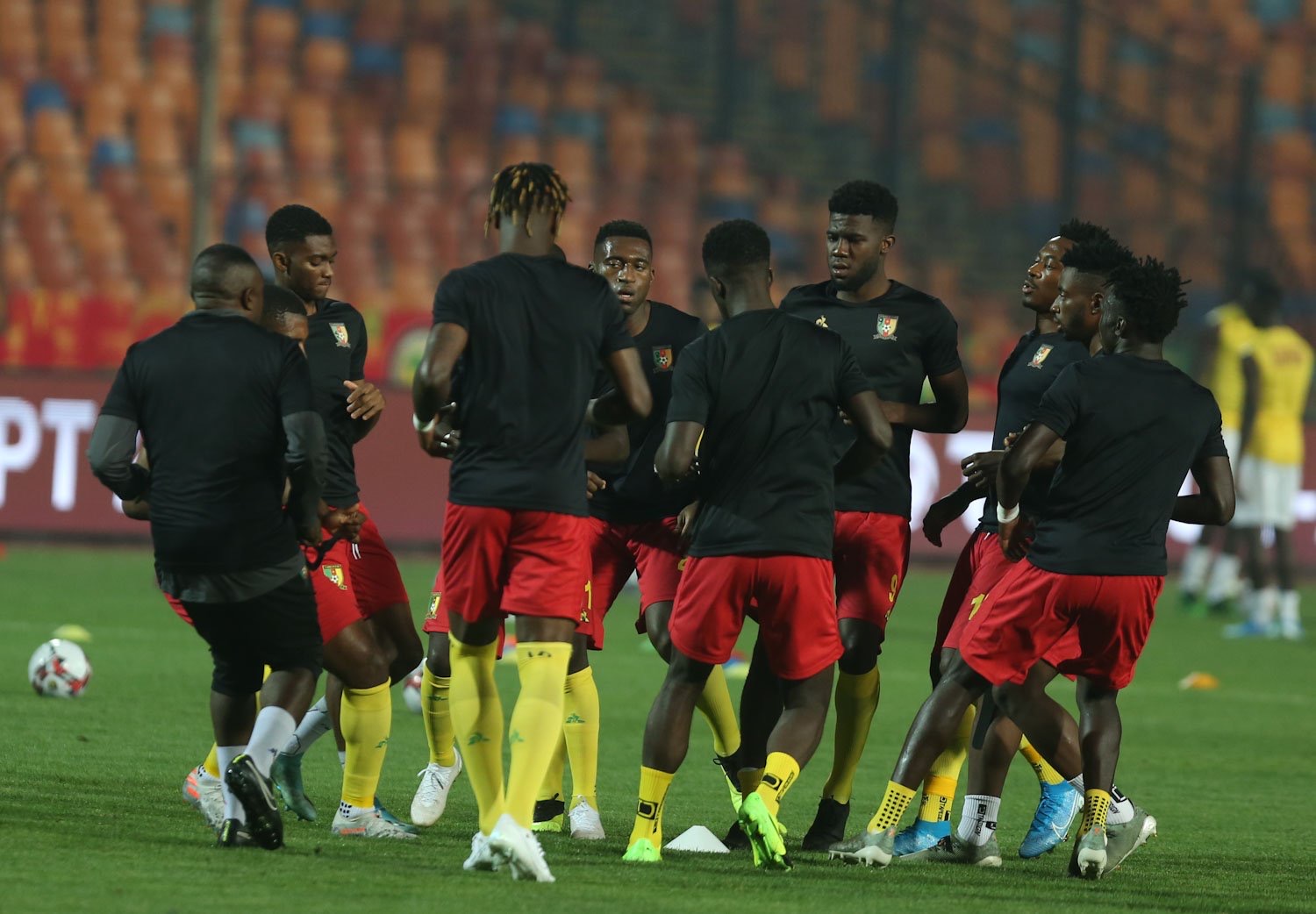 Le Cameroun dévoile ses nouveaux maillots (photos)