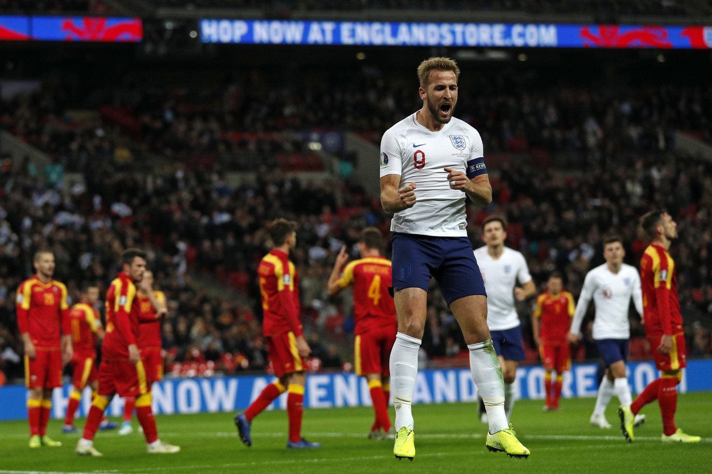 capitaine Angleterre Harry Kane offert triple contre Montenegro Wembley 14 novembre 2019 1 1400 933