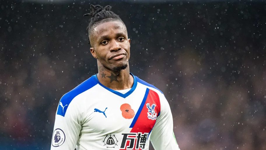 Zaha incertain,une aubaine pour la défense de Liverpool ?