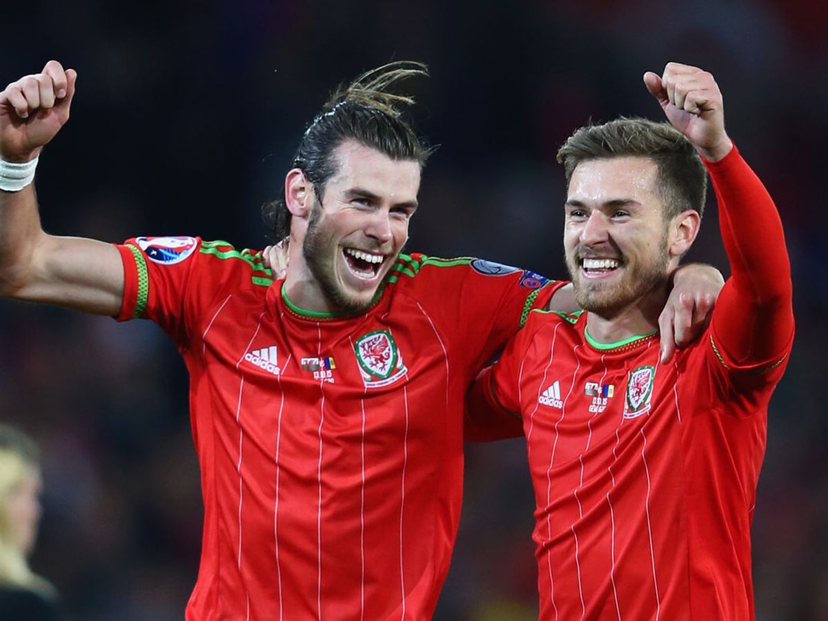 gareth bale and aaron ramsey of wales