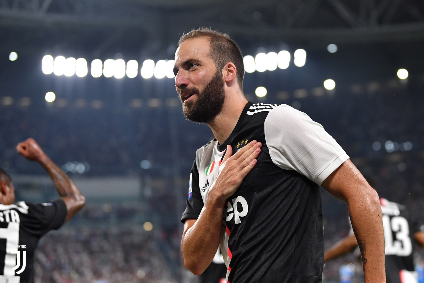 Après son départ de la Juve, Gonzalo Higuain a trouvé un nouveau club