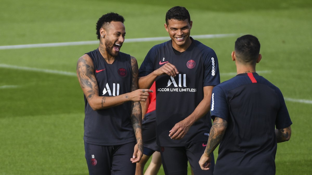 Thiago Silva conseille Nemar sur ses blessures