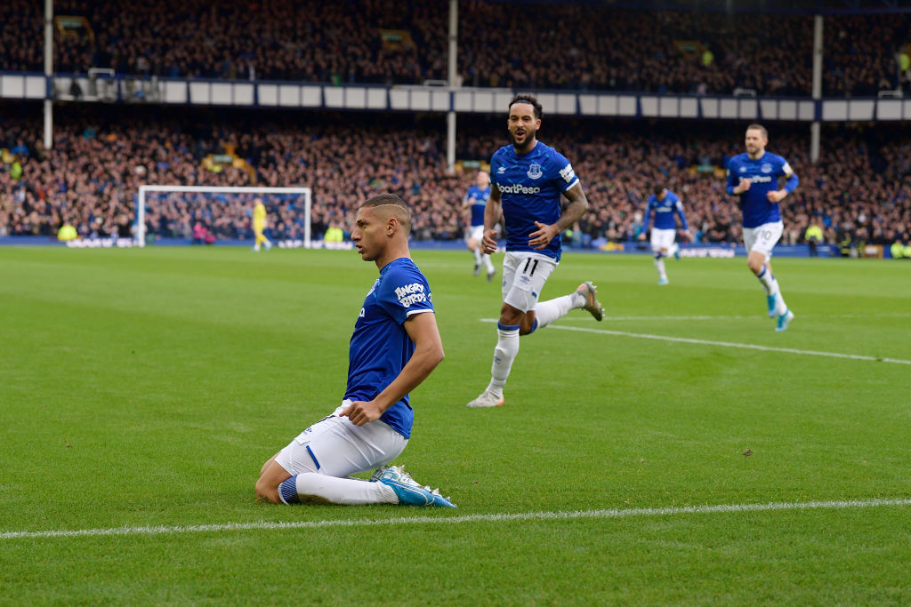 Richarlison ouvre le score pour Everton face à Chelsea (Vidéo)
