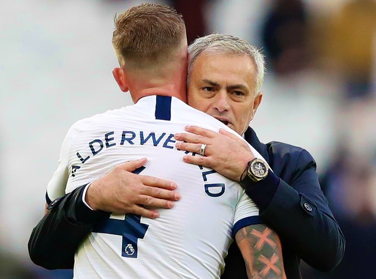 Tottenham : José Mourinho endeuillé