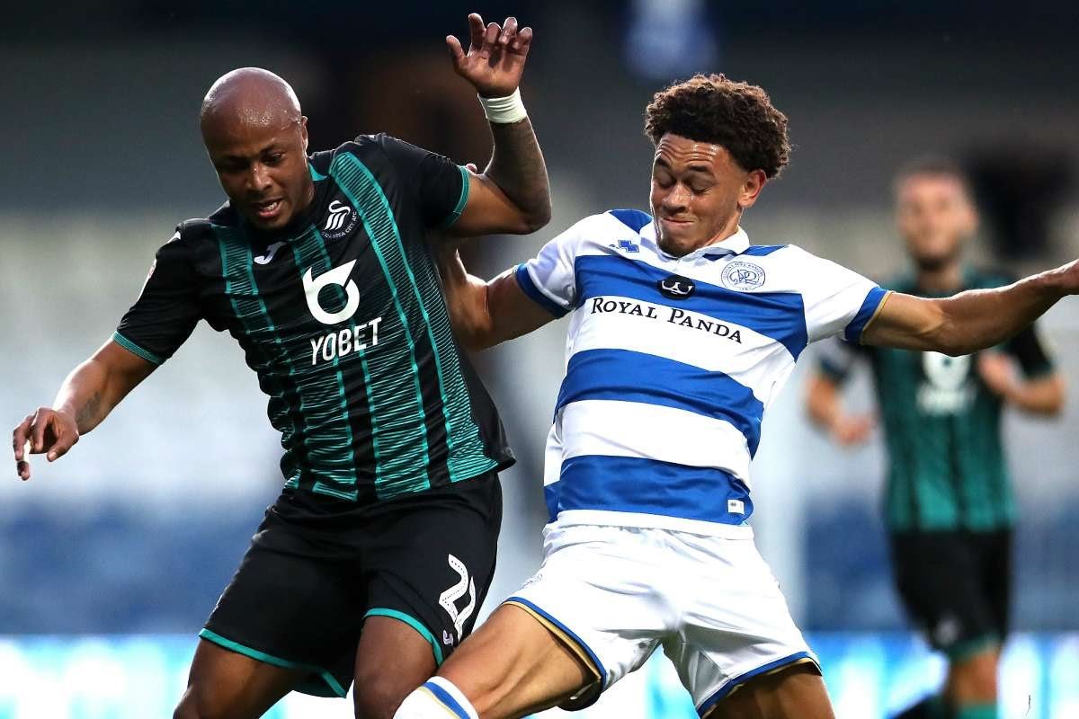 Andre Ayew en forme, reçoit le compliment de son coéquipier à Swansea