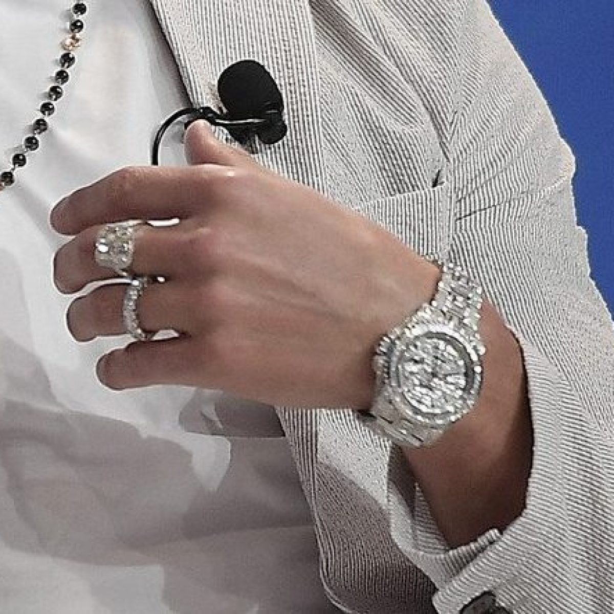 PHOTOS: Ronaldo porte la Rolex la plus chère de tous les temps (630 000£) à Dubaï