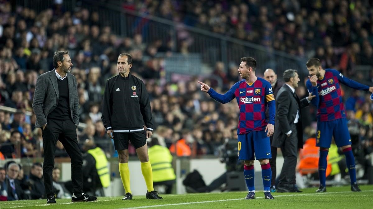 L’entraîneur de Majorque Vicente Moreno cartonne Lionel Messi