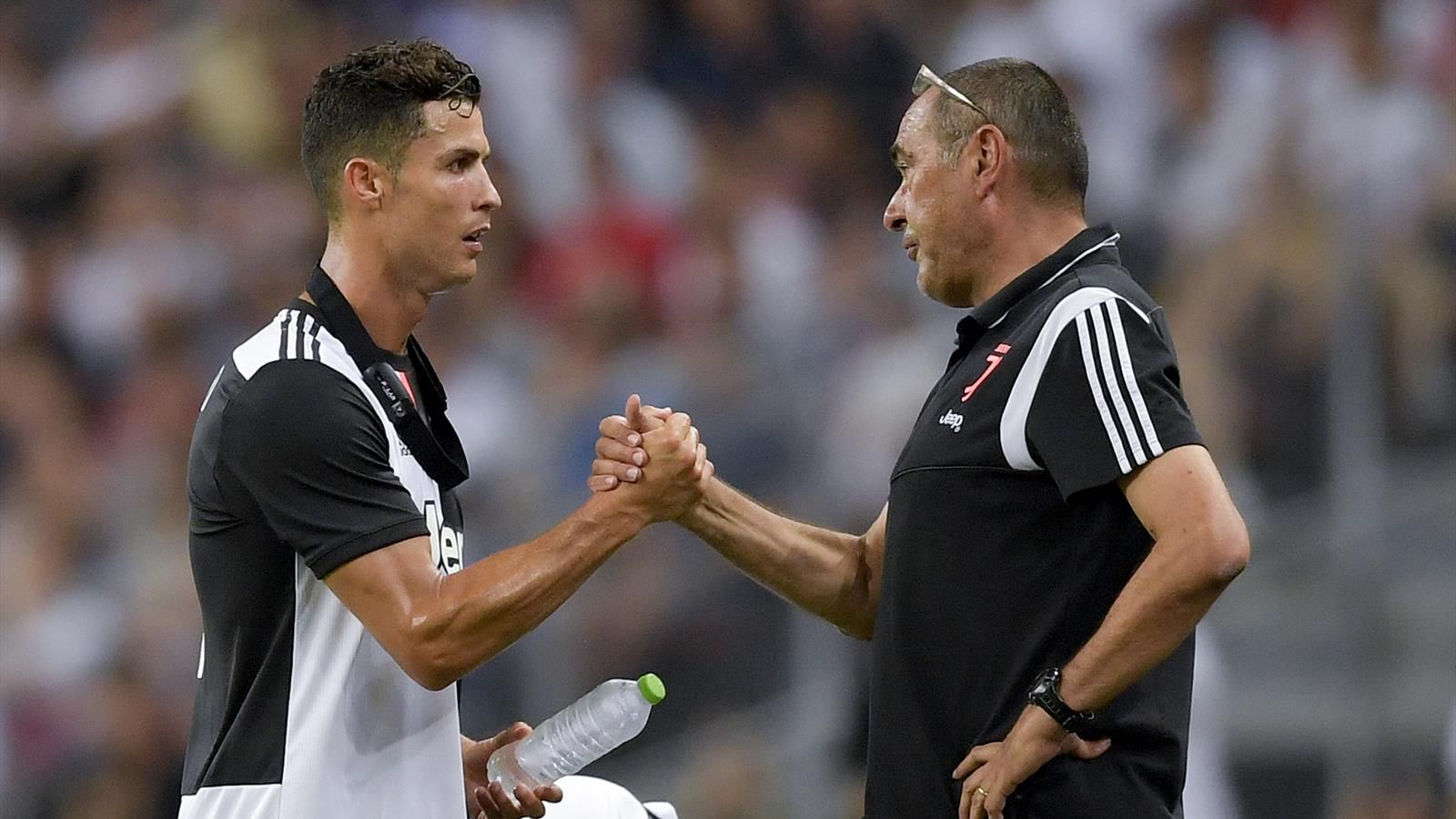 Juventus : Maurizio Sarri s’enflamme pour Cristiano Ronaldo