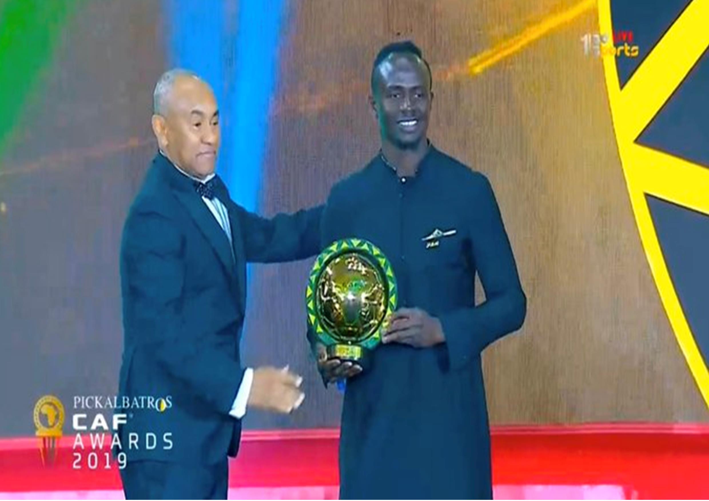 CAF Awards 2019 : L’incroyable réaction de Sadio Mané après son sacre