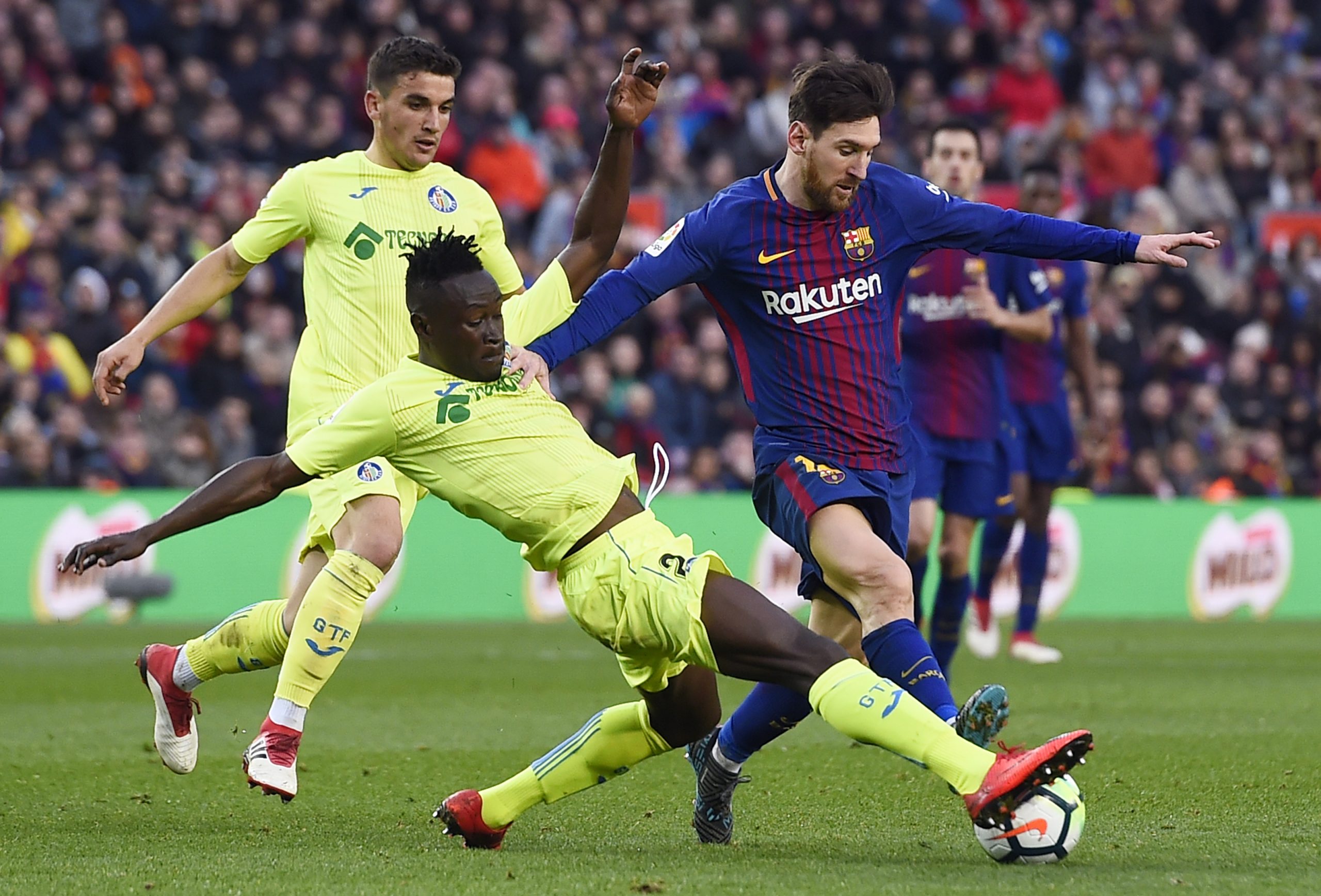 djene dakonam leo messi barcelona getafe jg2j1ua5dijk13s0s157b9con scaled