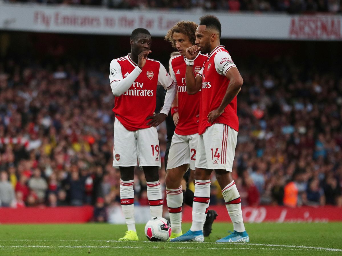 « Fermez-là », le tacle appuyé d’Emmanuel Petit aux joueurs d’Arsenal