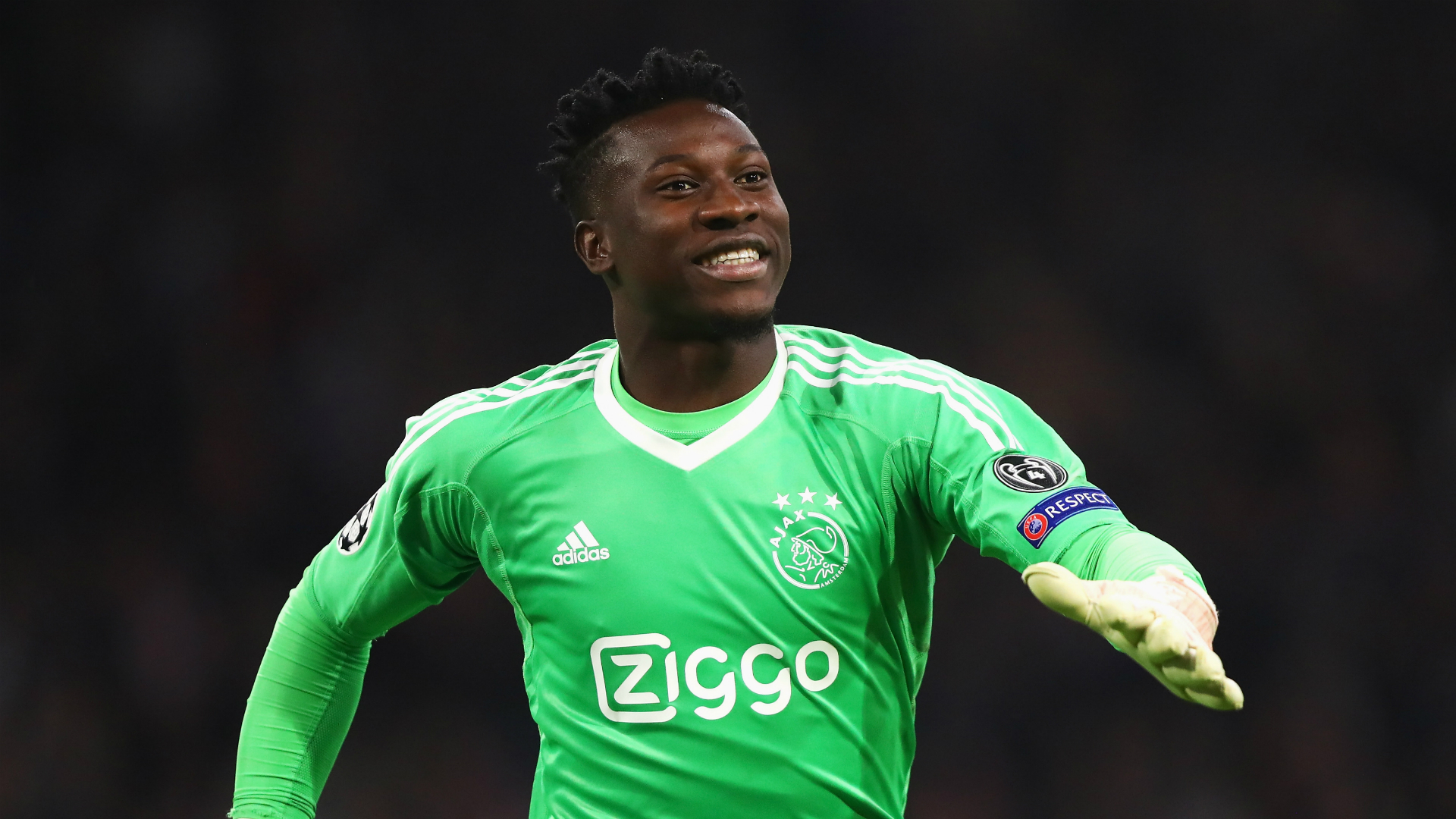 L’Ajax aurait l’intention de lier Andre Onana à un nouvel accord pour éloigner les intérêts du Barça