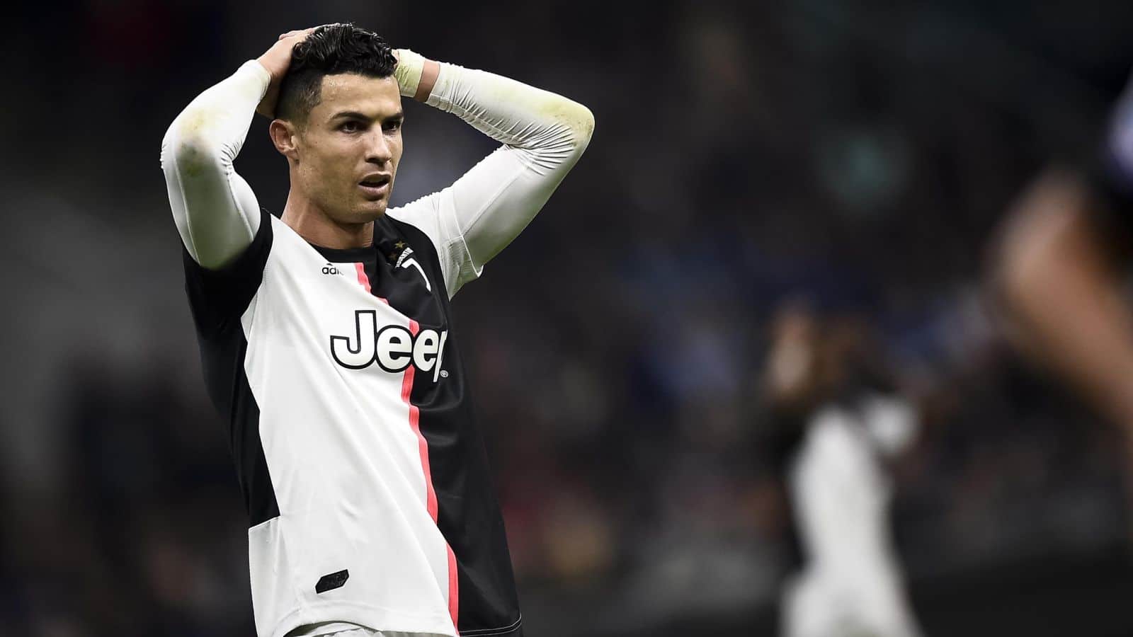Coronavirus : Cristiano Ronaldo placé en quarantaine au Portugal