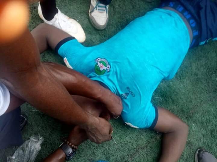 Nigeria : Un joueur de Nasarawa United, s’effondre et meurt lors d’un match du championnat