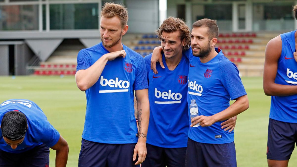 Les 5 joueurs majeurs qui pourraient quitter le FC Barcelone à la fin de la saison