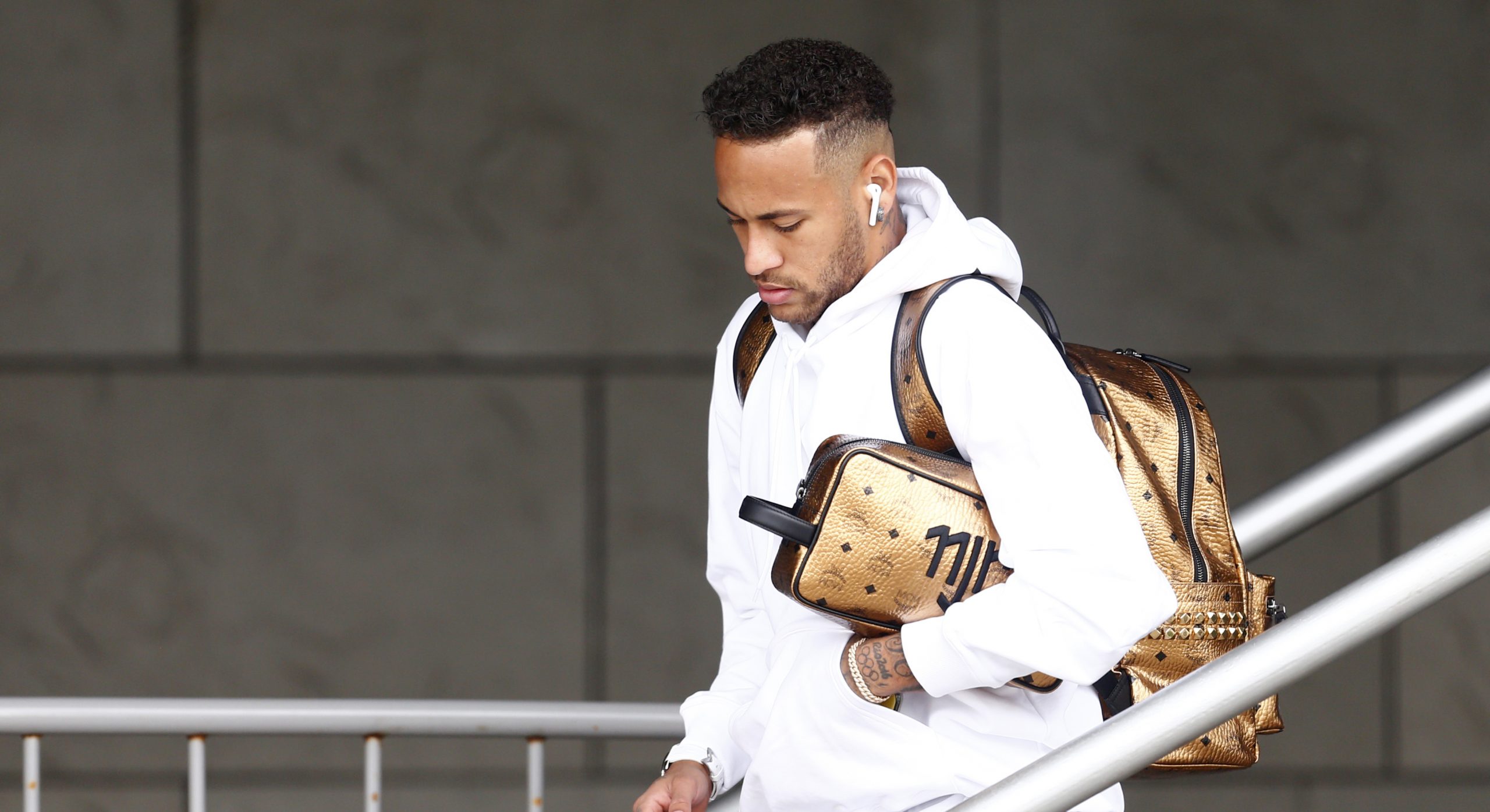 Neymar aurait échappé au confinement en France et fugué au Brésil (Le Parisien)