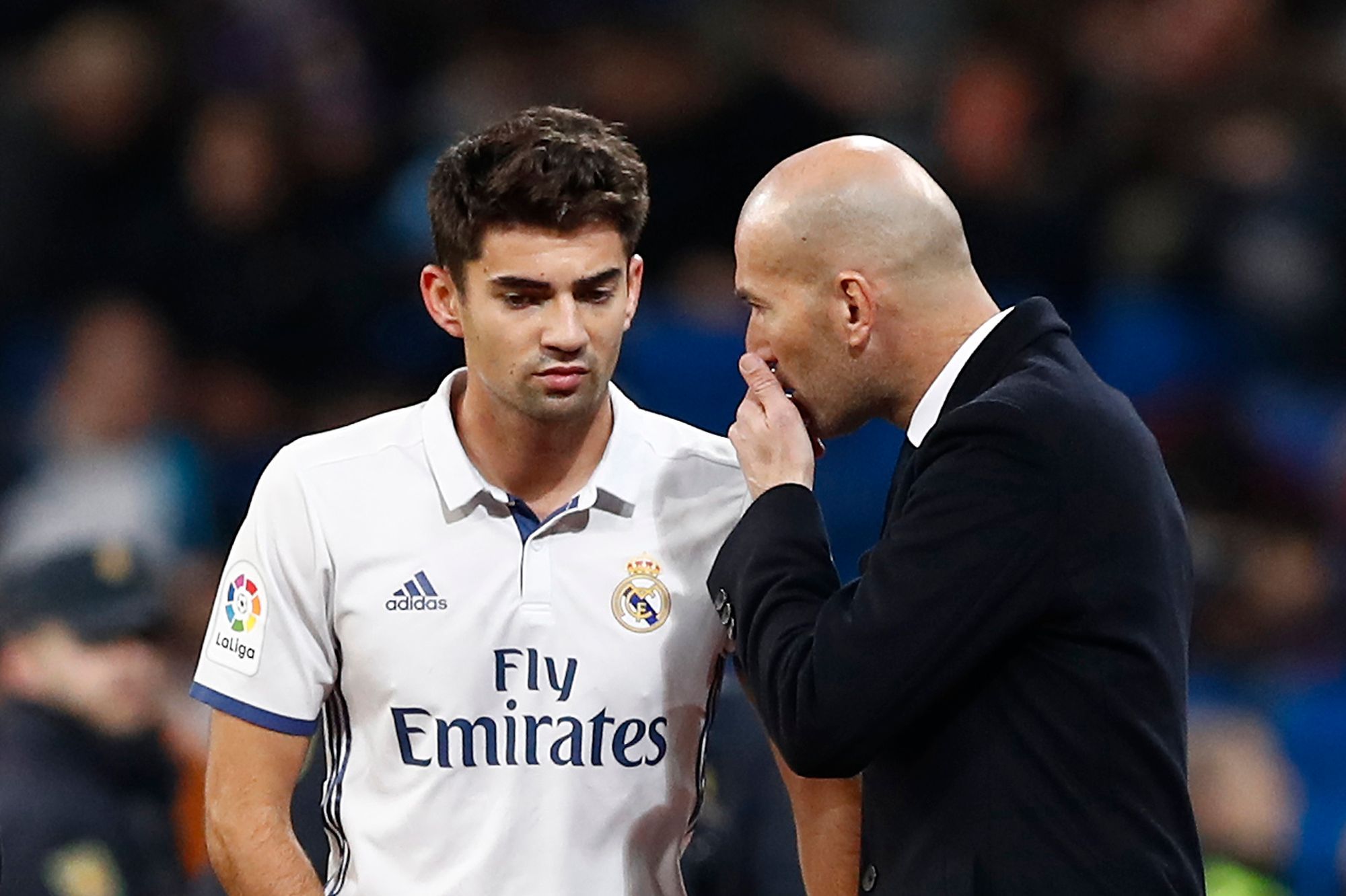 enzo zidane reunit sa cherie avec ses parents pour une photo complice