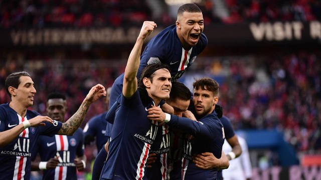 Top 10 des équipes les plus réussies de Ligue 1, le PSG seulement troisième