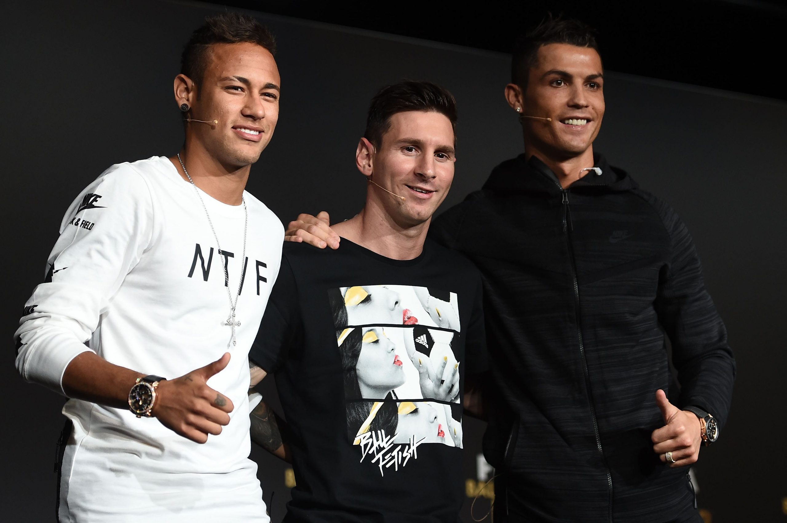 Le coronavirus laisse les futurs Messi, Cristiano et Neymar en quarantaine