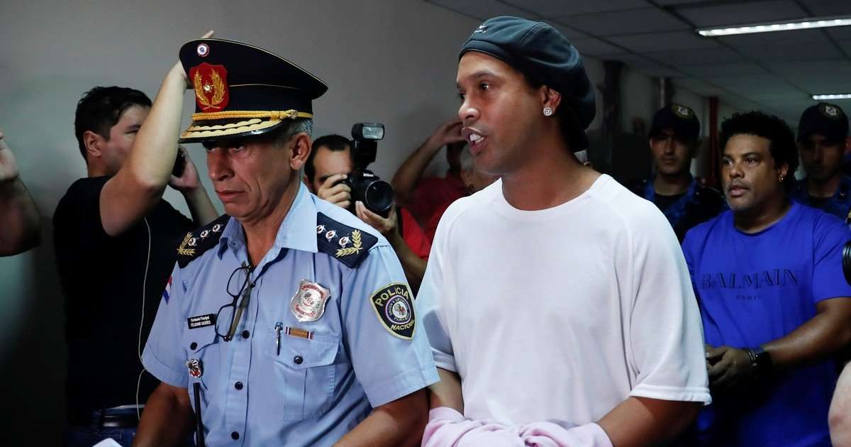 ronaldinho is serving a month in jail among mate cocido img
